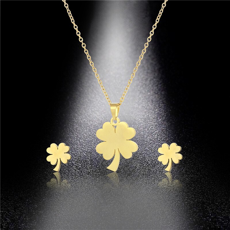 FOUR LEAF CLOVER NECKLACE AND EARRINGS SET