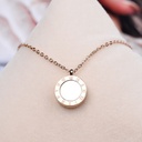 GOLD CLASSIC ROUND PENDANT WOMEN NECKLACE