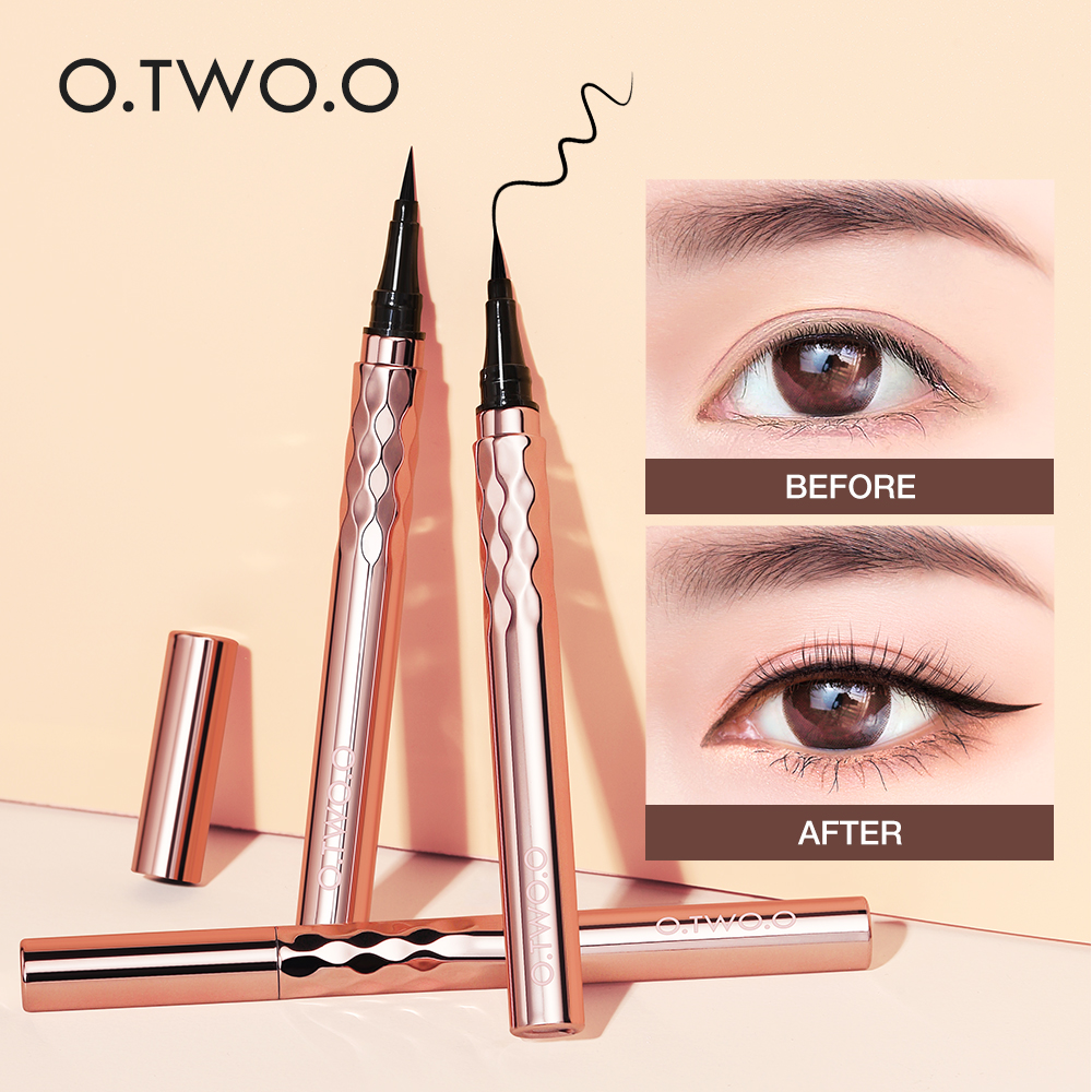 O.TWO.O Transfer Proof Graphic Eyeliner