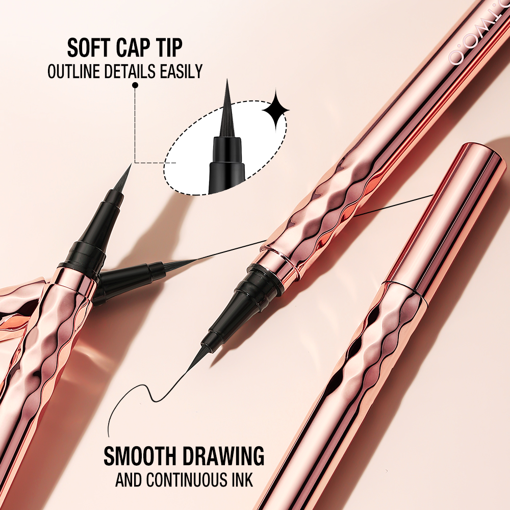 O.TWO.O Transfer Proof Graphic Eyeliner